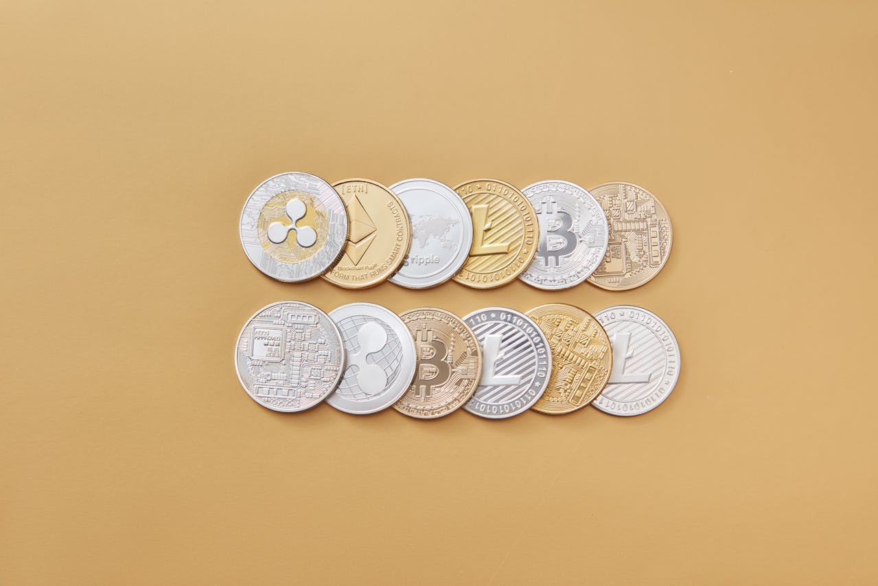 silver and gold round coins