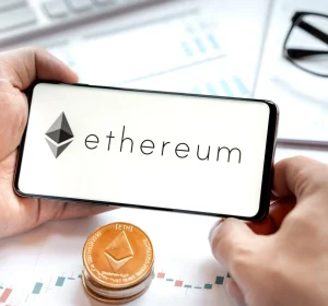 Ethereum Stalls at 50-Day EMA as Robinhood Chain Fuels ETH Demand