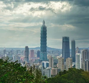 Taiwan Retail Traders Keep Buying After Stock Market Slump
