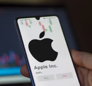 Ether, XRP and Dogecoin Sink as Tech Stock Rout Hits Crypto Markets
