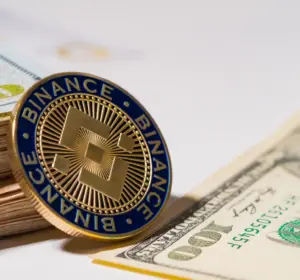 Binance Coin Targets $647 as Bullish Pattern Takes Shape