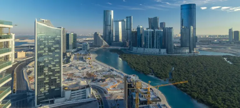 Coinbase Secures Abu Dhabi License to Launch Tokenized Securities Hub