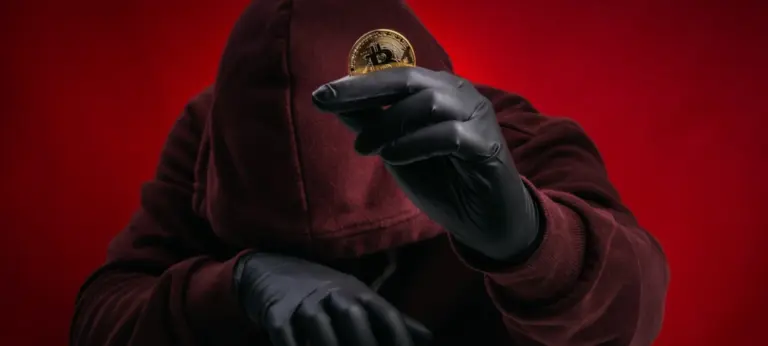 Liquid Actors Return 3,400 BTC After $320M Withdrawal