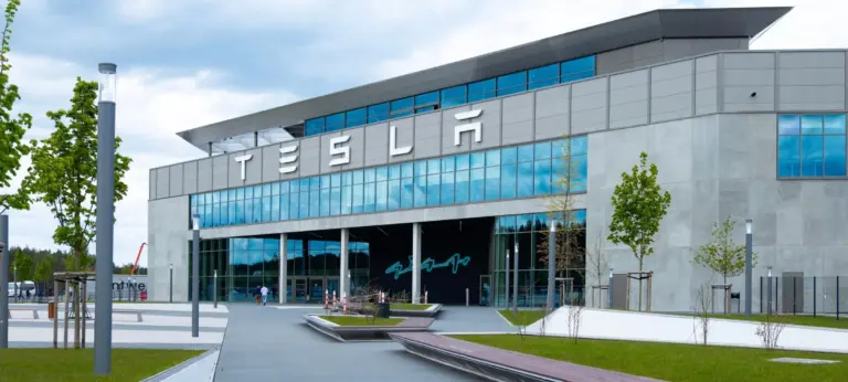 Tesla’s Bitcoin Holdings Gain $122M in Market Value as BTC Rallies