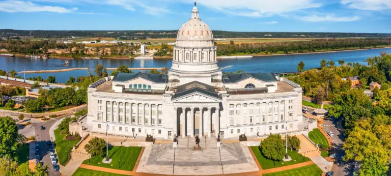 Crypto.com and Novig Sue Missouri Over Sports Contract Restrictions