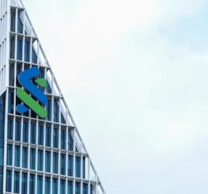 Standard Chartered Adds RLUSD Custody in Dubai, Plans LMAX Collateral Link